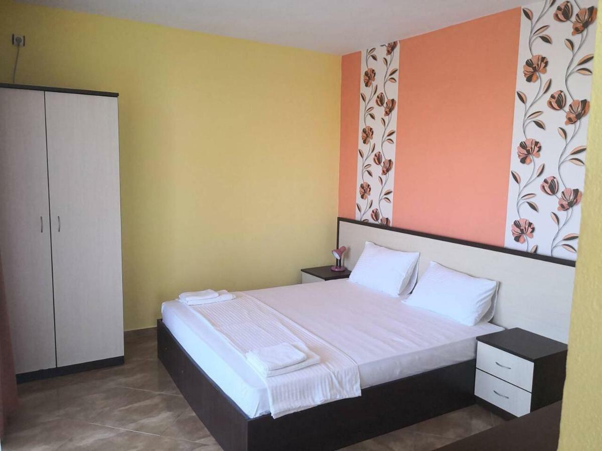 Hotel Свети Кирил Лозенец Esterno foto